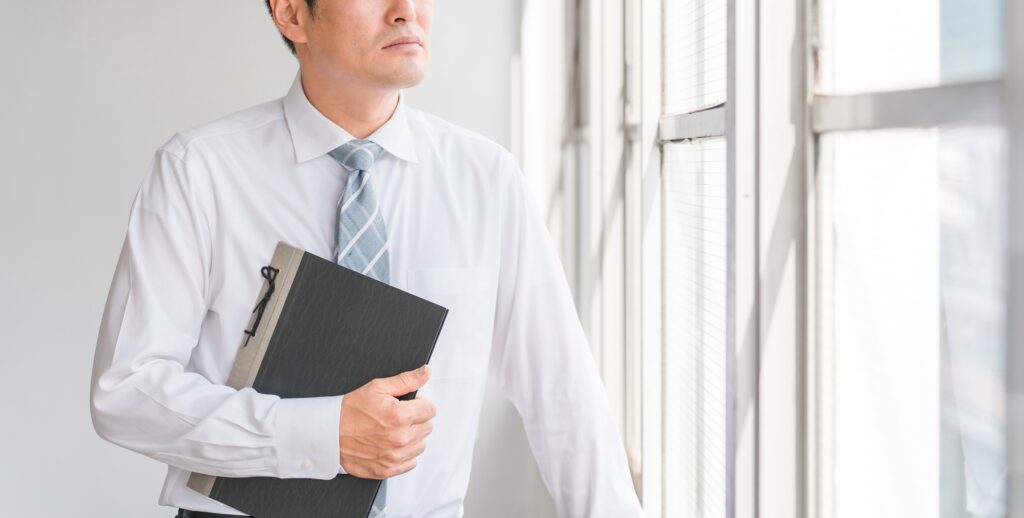 高校でのクレームの対応では、法的・心理的・運営面の判断が求められる場合があります。